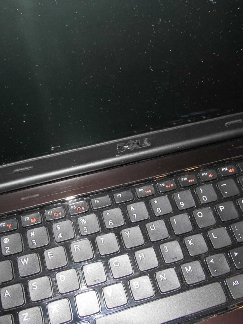 Dell Inspiron 14z N411Z i3 Laptop Notebook FOR PARTS OR REPAIR NO BATTERY or RAM